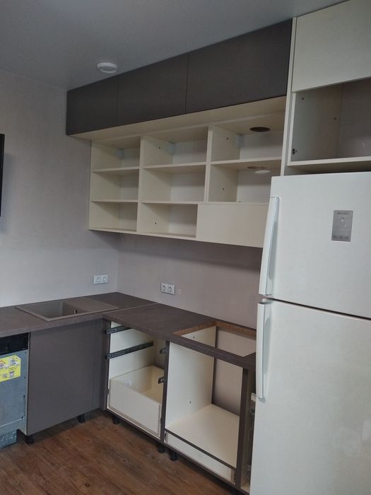 Сборка/разборка мебели.Ремонт мебели.