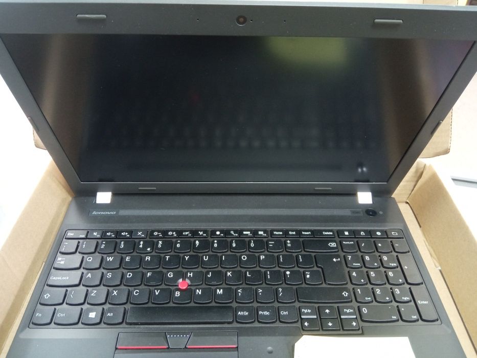 Ноутбук Lenovo ThinkPad E560 /і5-6200