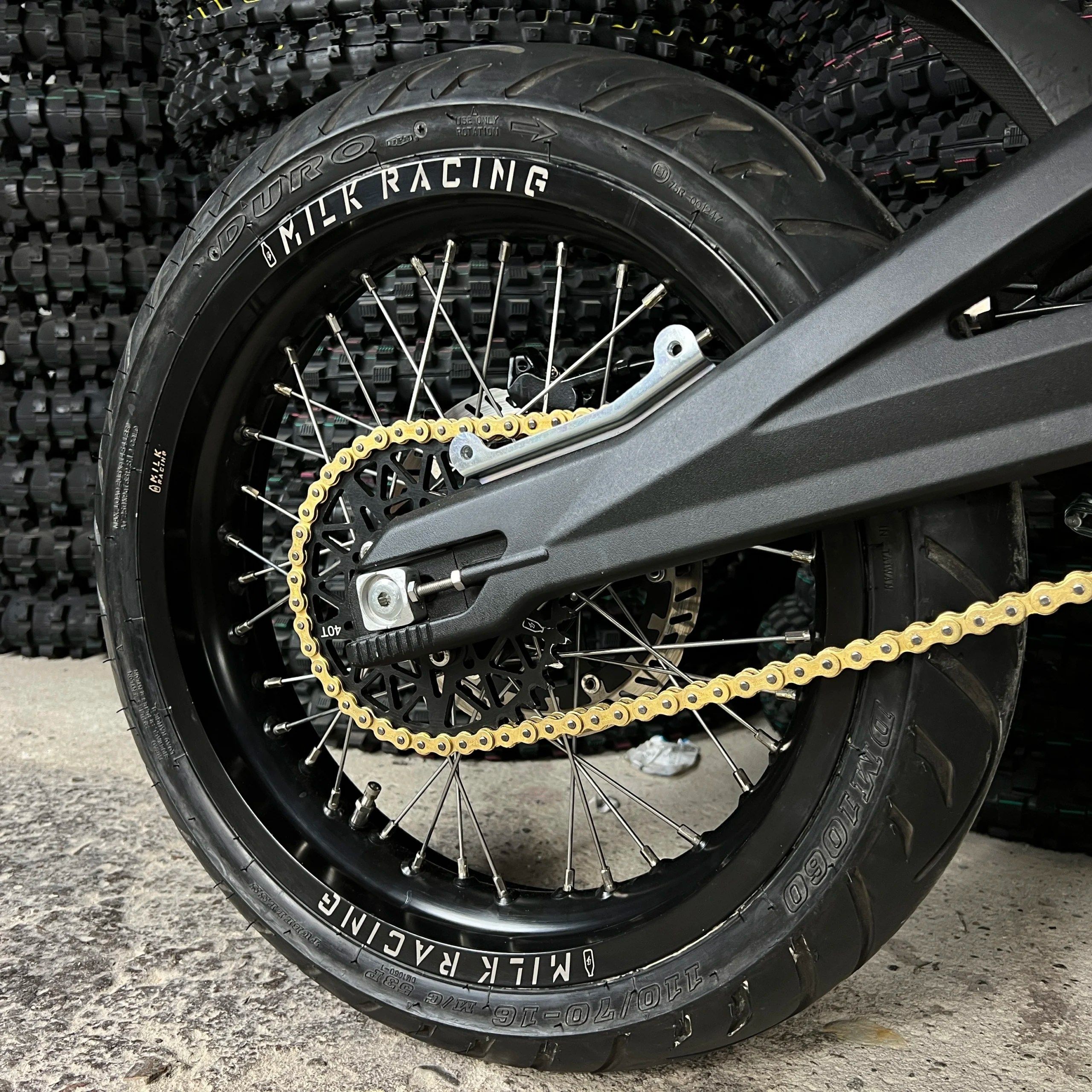 Zestaw kół 16" 2.50 & 3.00 Supermoto Talaria