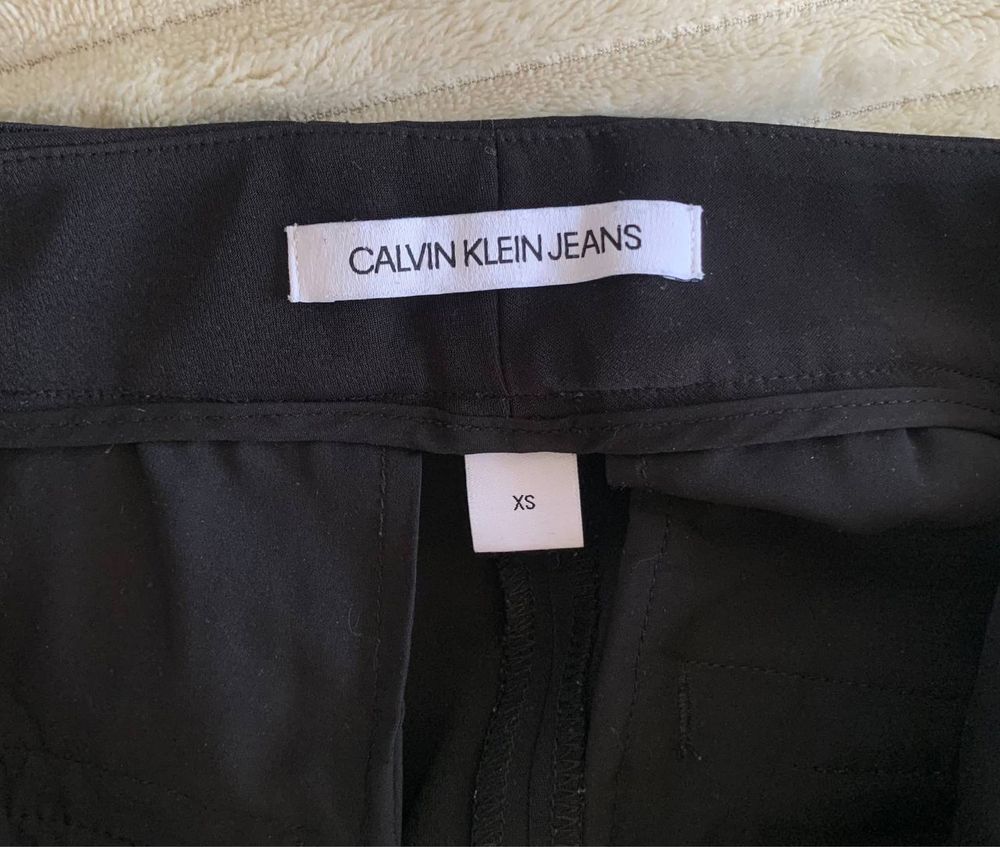 Czarne Kuloty Calvin Klein