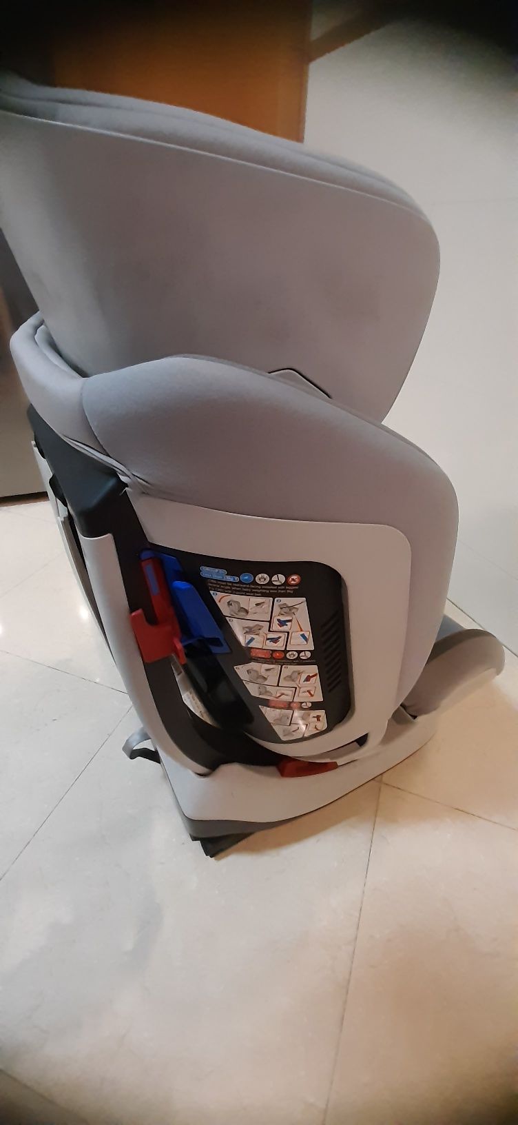 Cadeira chicco auto seat up isofix