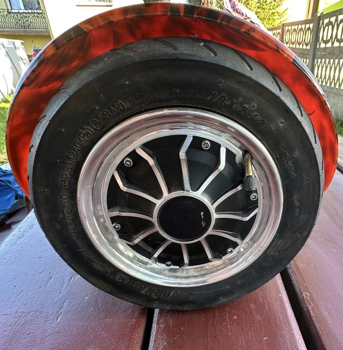 Deskolrolka elektryczna CleverBoard