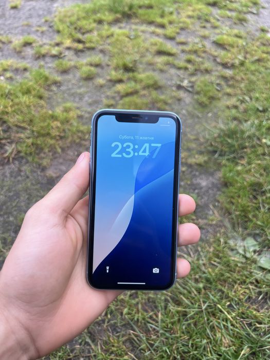 Продам iphone Xr 128 Newerlok