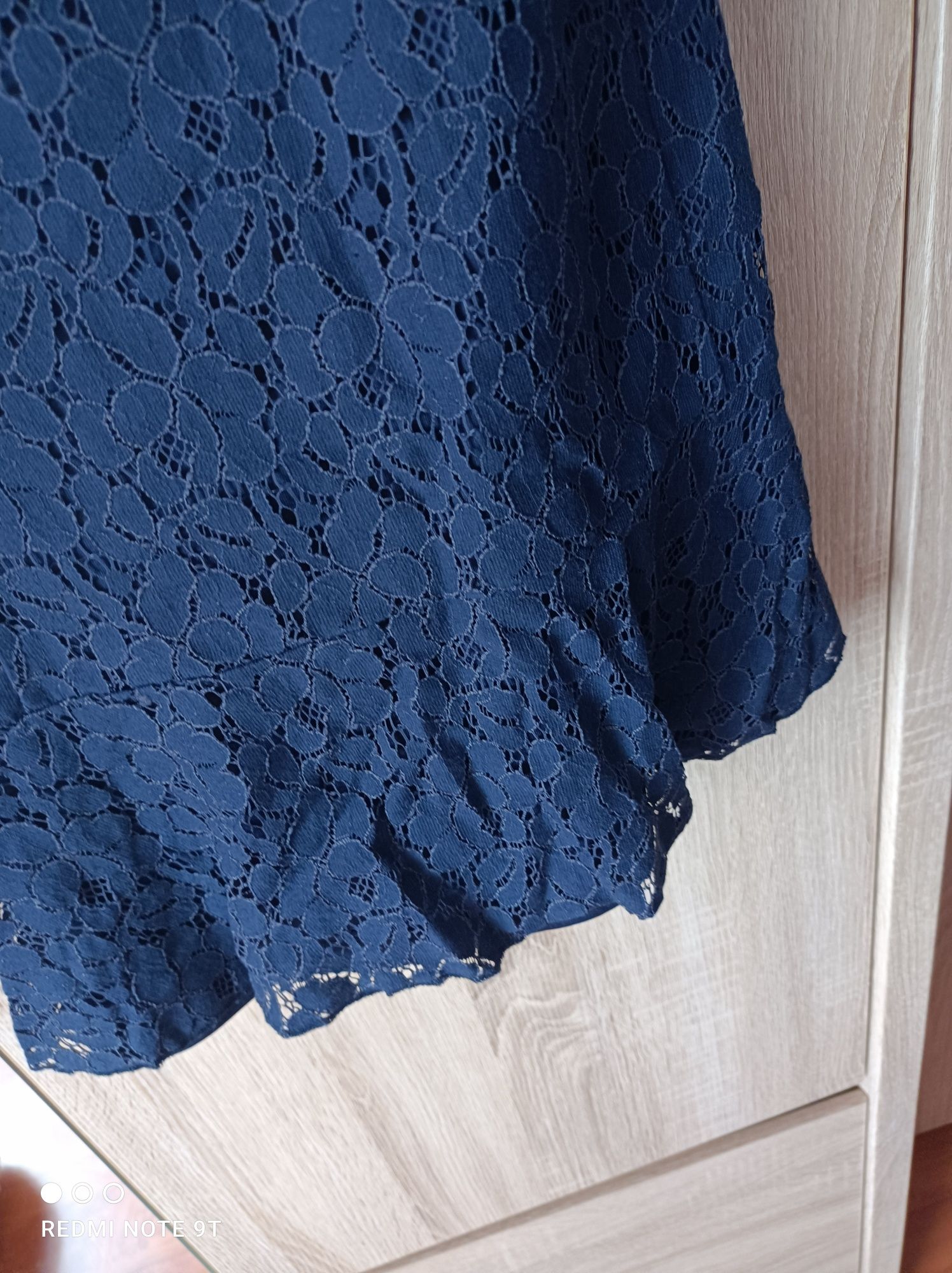 Granatowa koronkowa sukienko tunika