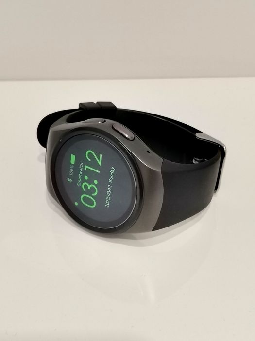 Smartwatch sportowy Android