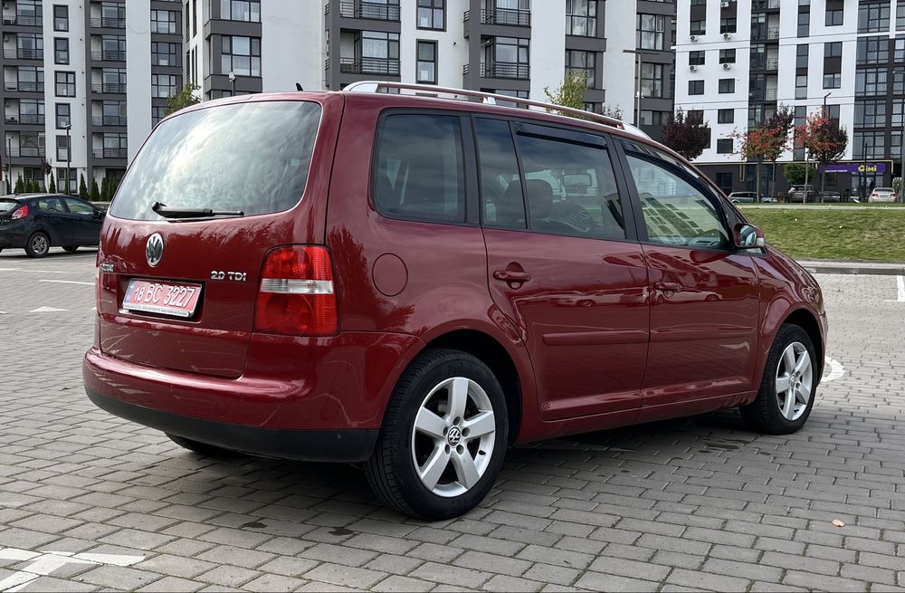 Продам WV Touran 2.0tdi