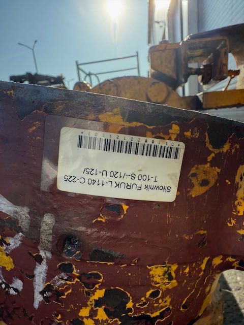 siłownik hydrauliczny duży 3 szt komplet do ładowarki furukawa