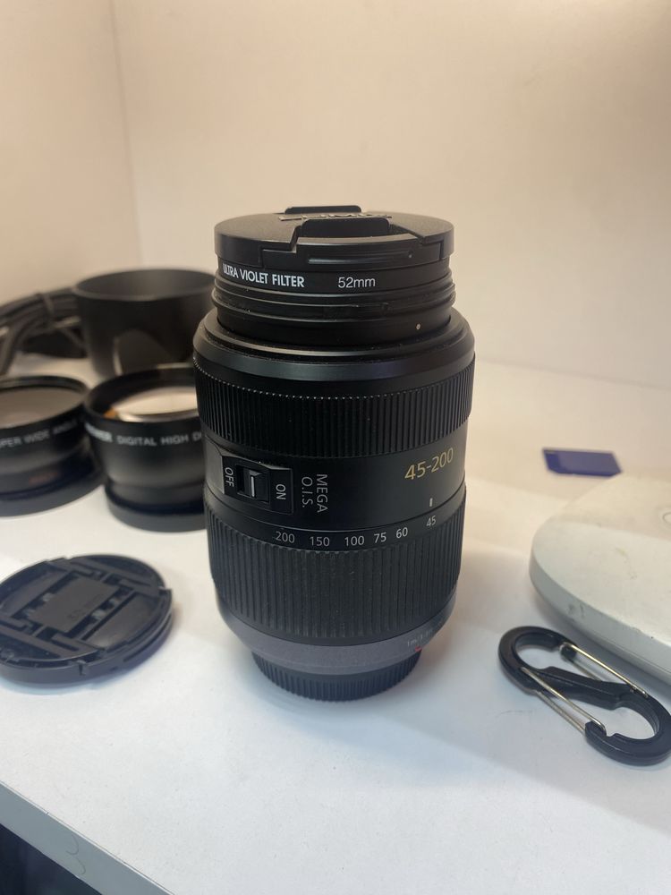 Panasonic Lumix G2 + об’єктив 14–42 OIS + об’єктив 45–200 OIS