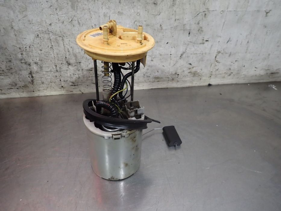 POMPA PALIWA VOLKSWAGEN PASSAT B6 3C0919050F