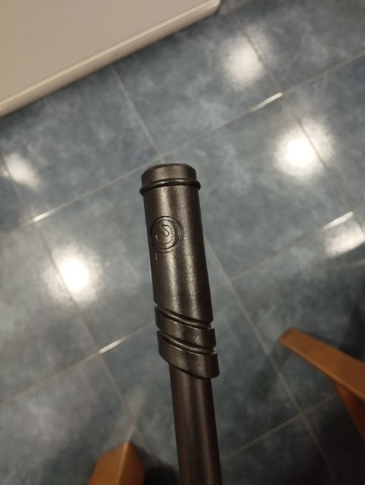 Aste de microfone gravity