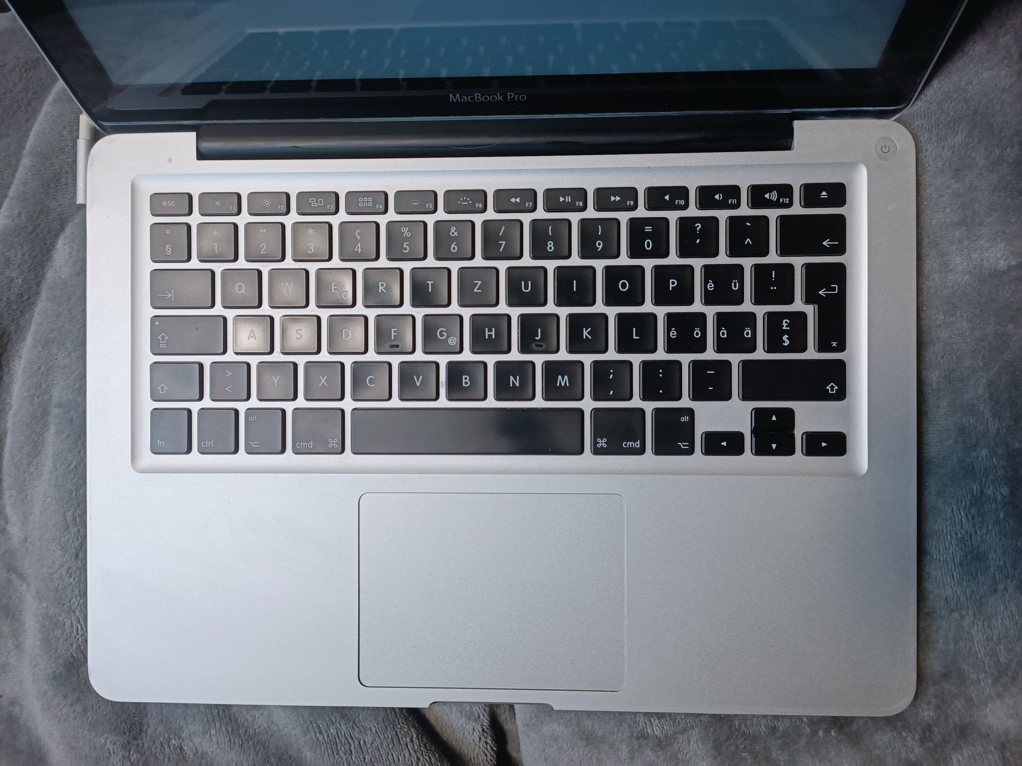 MacBook proA1278