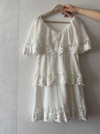 Biała sukienka hm