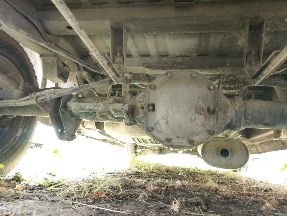 Volkswagen LT 2.5 TDI 6 osobowy, uszkodzony silnik.