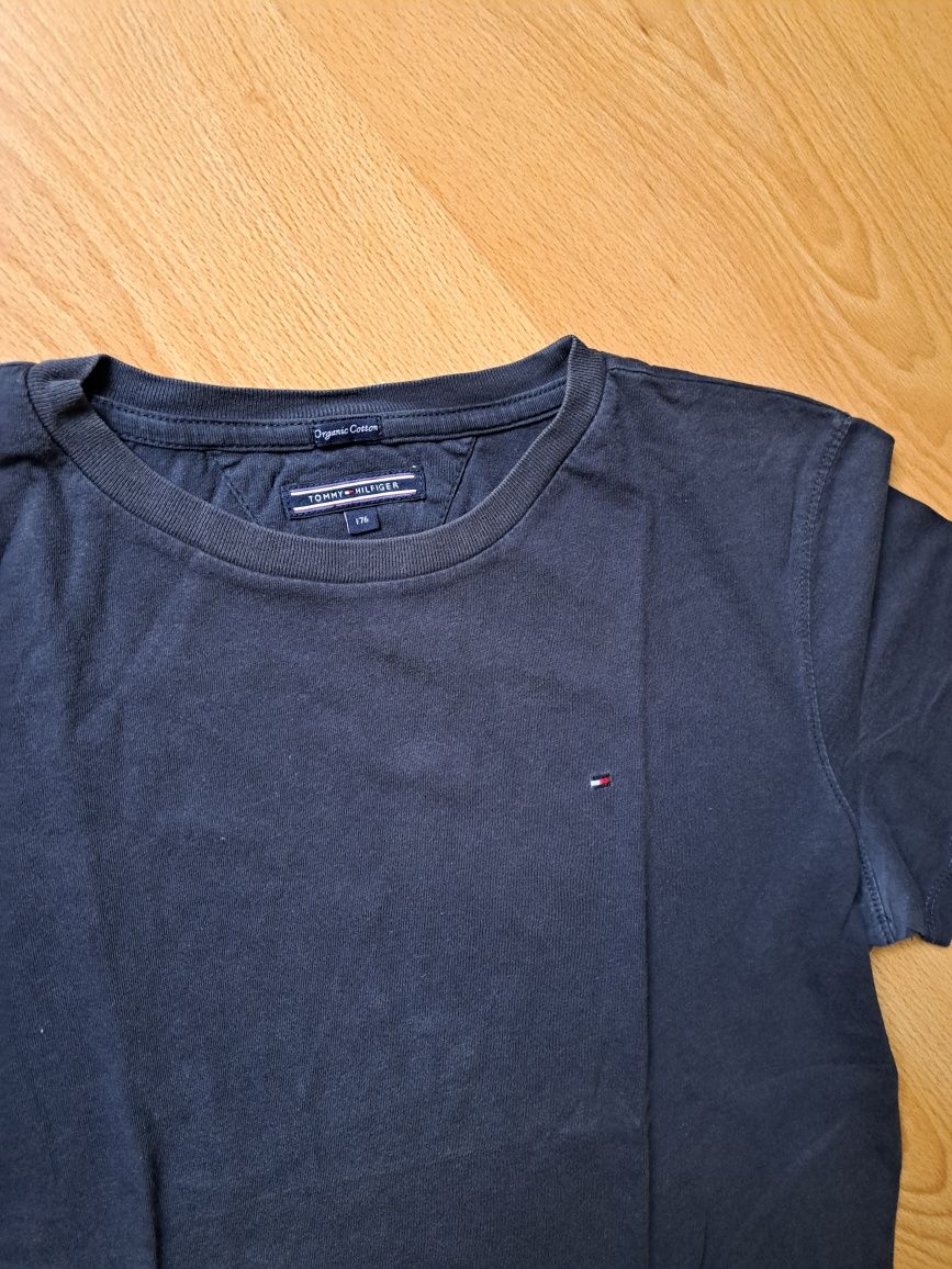 T- shirt Tommy Hilfiger rozm.176 chłopięcy