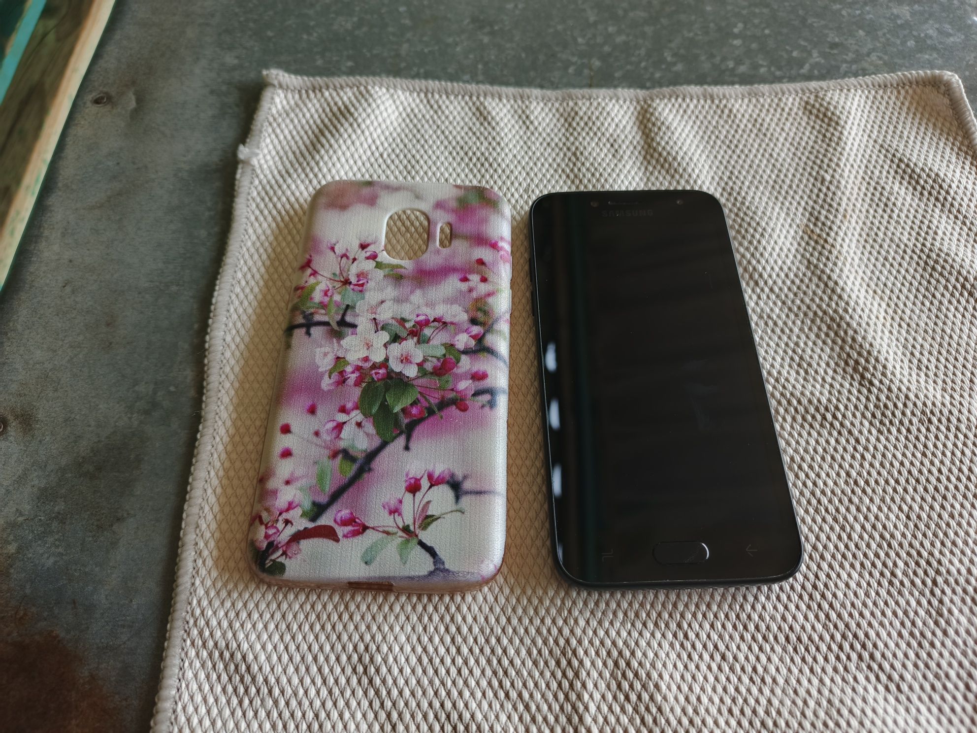 Samsung sm-j250f