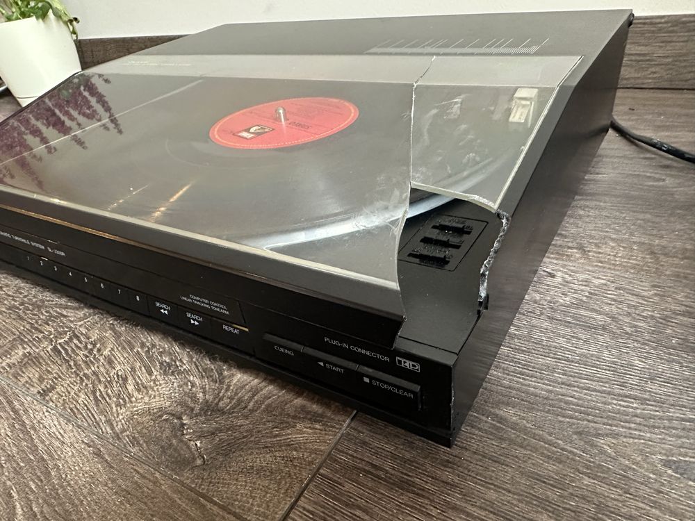 Gramofon Technics SL-J300r