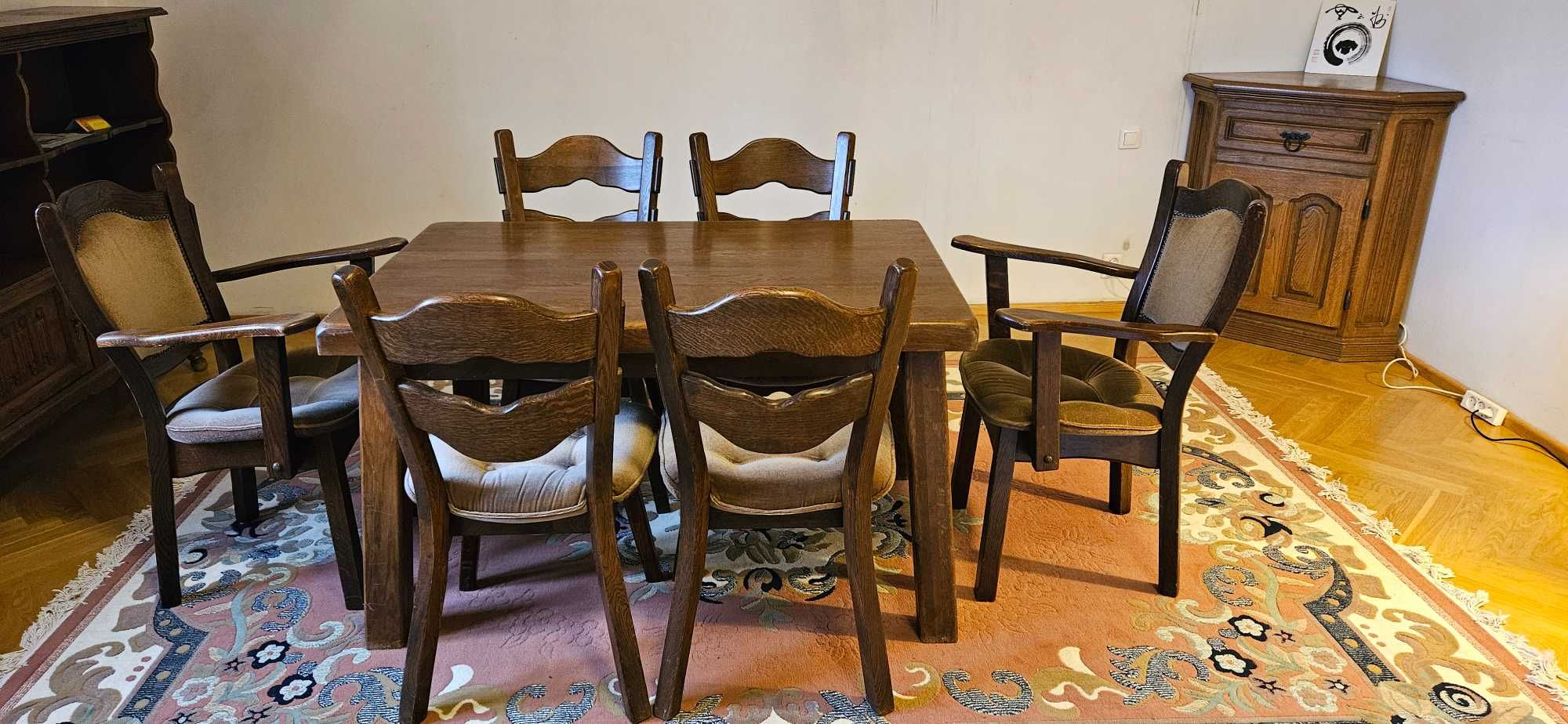Piękny stół z drewna litego retro