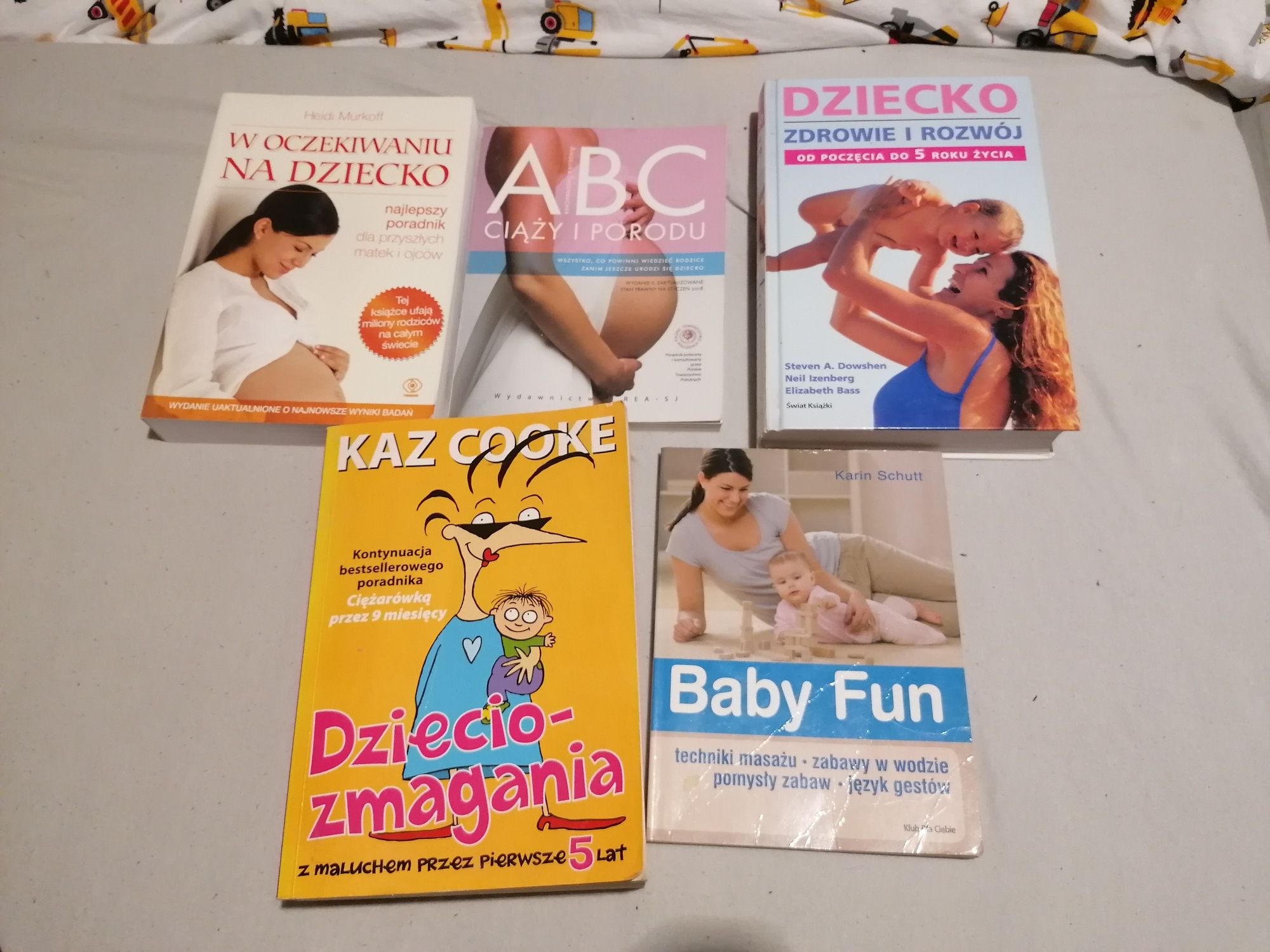 Książki abc ciąży i porodu, w oczekiwaniu na dziecko