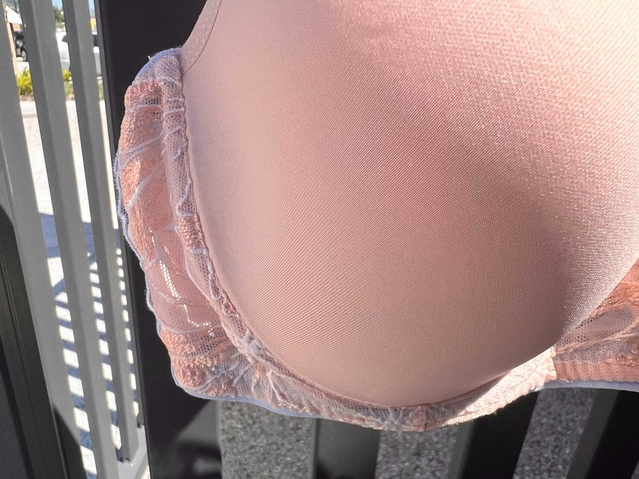 Biustonosz usztywniany Samanta Tinka A460 80E pastelowe kolory, spacer