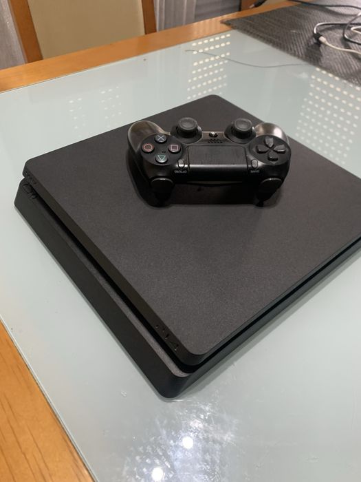 Ps4 slim com jogos