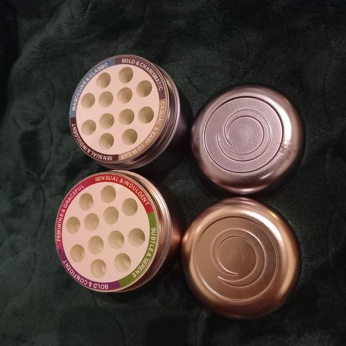 Pojemnik na próbki oriflame perfum