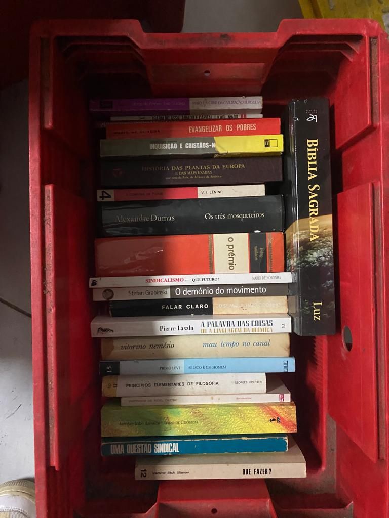 Livros várias áreas