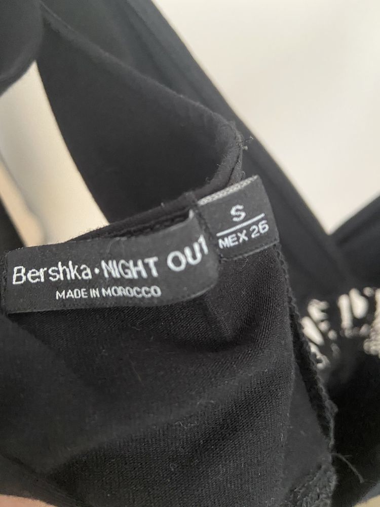 Body Preto Bershka