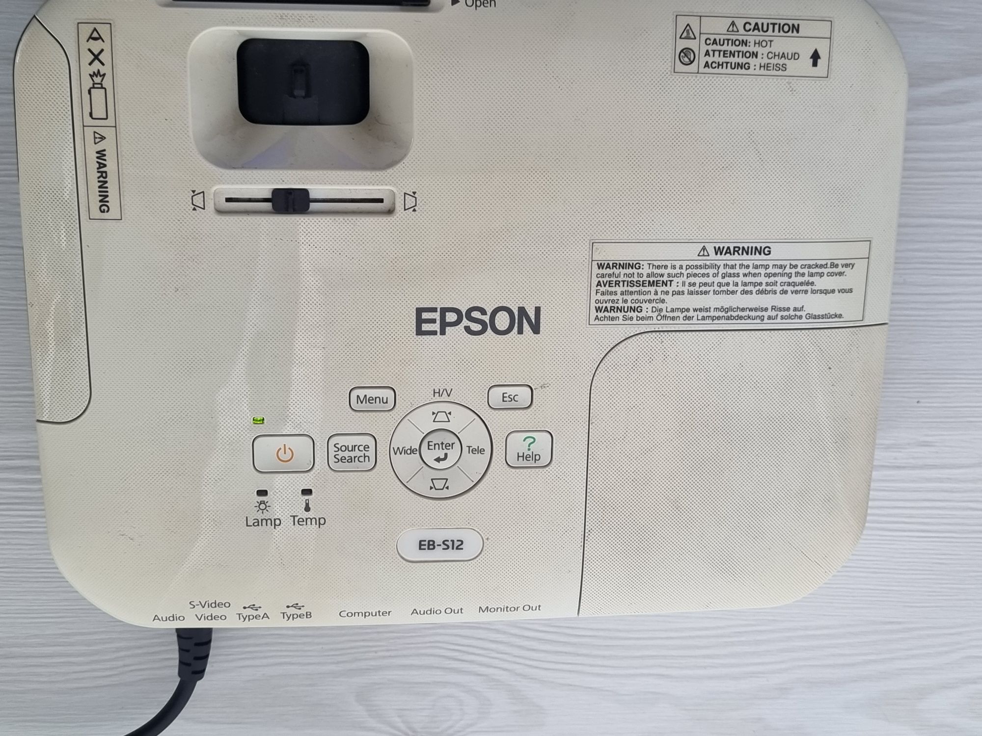 Проектор Epson EP-S12 наработка менее 20% от ресурса лампы