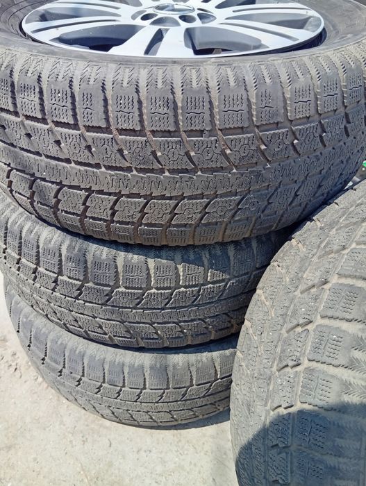 Продам диски с резиною б.у підходять на Мерседес GML и GMS диски в дуж