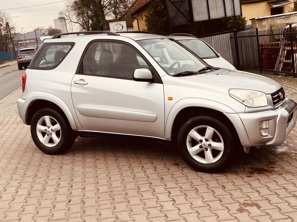 TOYOTA RAV-4 rok 2000 poj 2,0benz 4x4 1-włAĆCICIEL ZADBANY