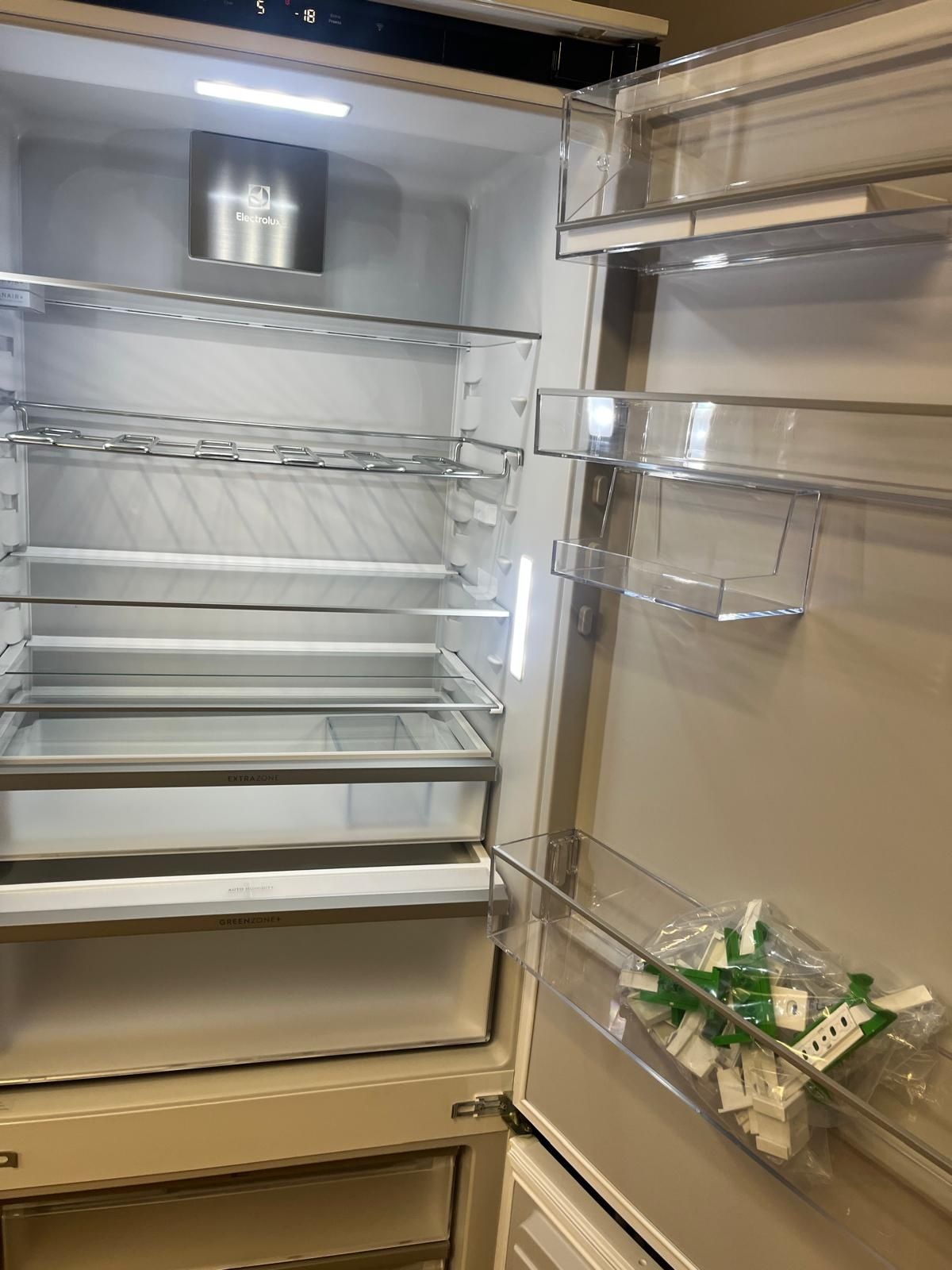 Lodówka Electrolux No Frost NOWA do zabudowy