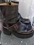 Botas  de cabedal Marca " SENDRA"