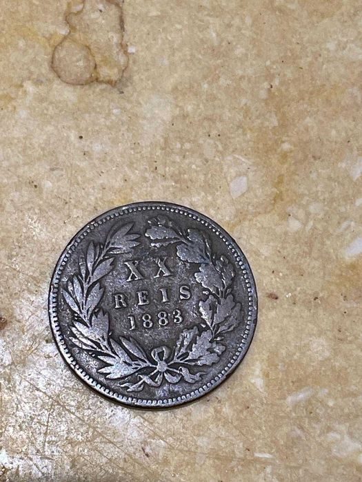 Moedas antigas portuguesas e de outras nacionalidades