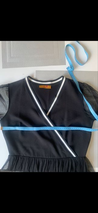 Нарядне чорне плаття