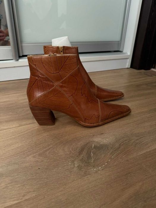 стильные демисезонные ботильоны ботинки козаки полусапожки 38 размер