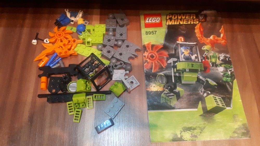Lego Power Miners 8957 Robot Górniczy
