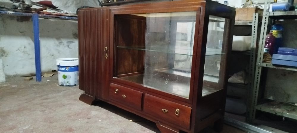 Aparador para restauro