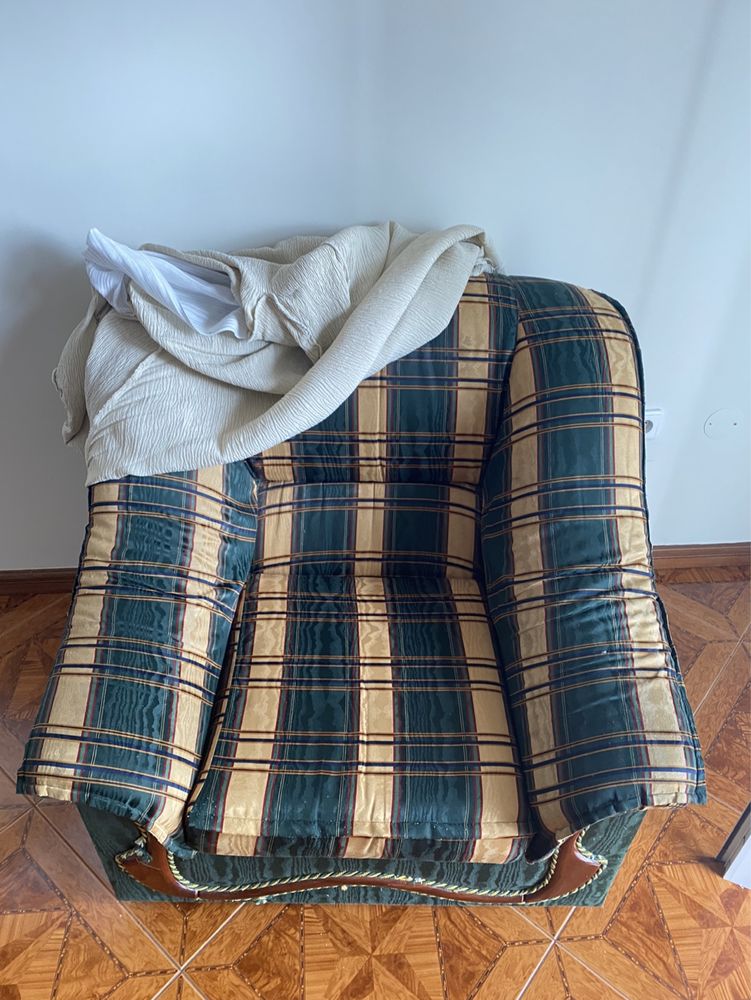 Vendo sofas com capa