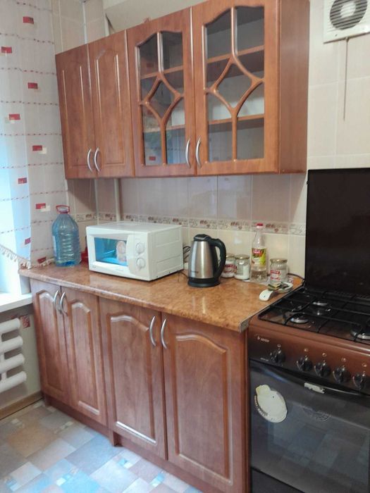 Сдам двухкомнатную на Чаривной