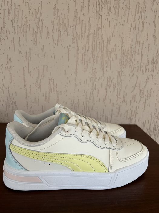 Кросівки PUMA 38,5  розмір