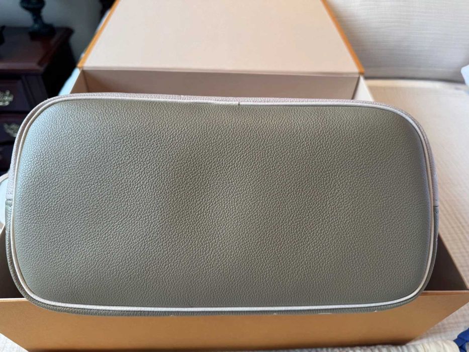 Nova mala tote de edição limitada da Louis Vuitton