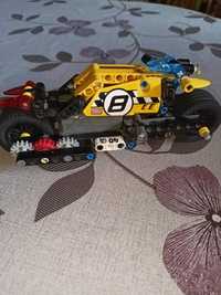 Klocki LEGO technic motor