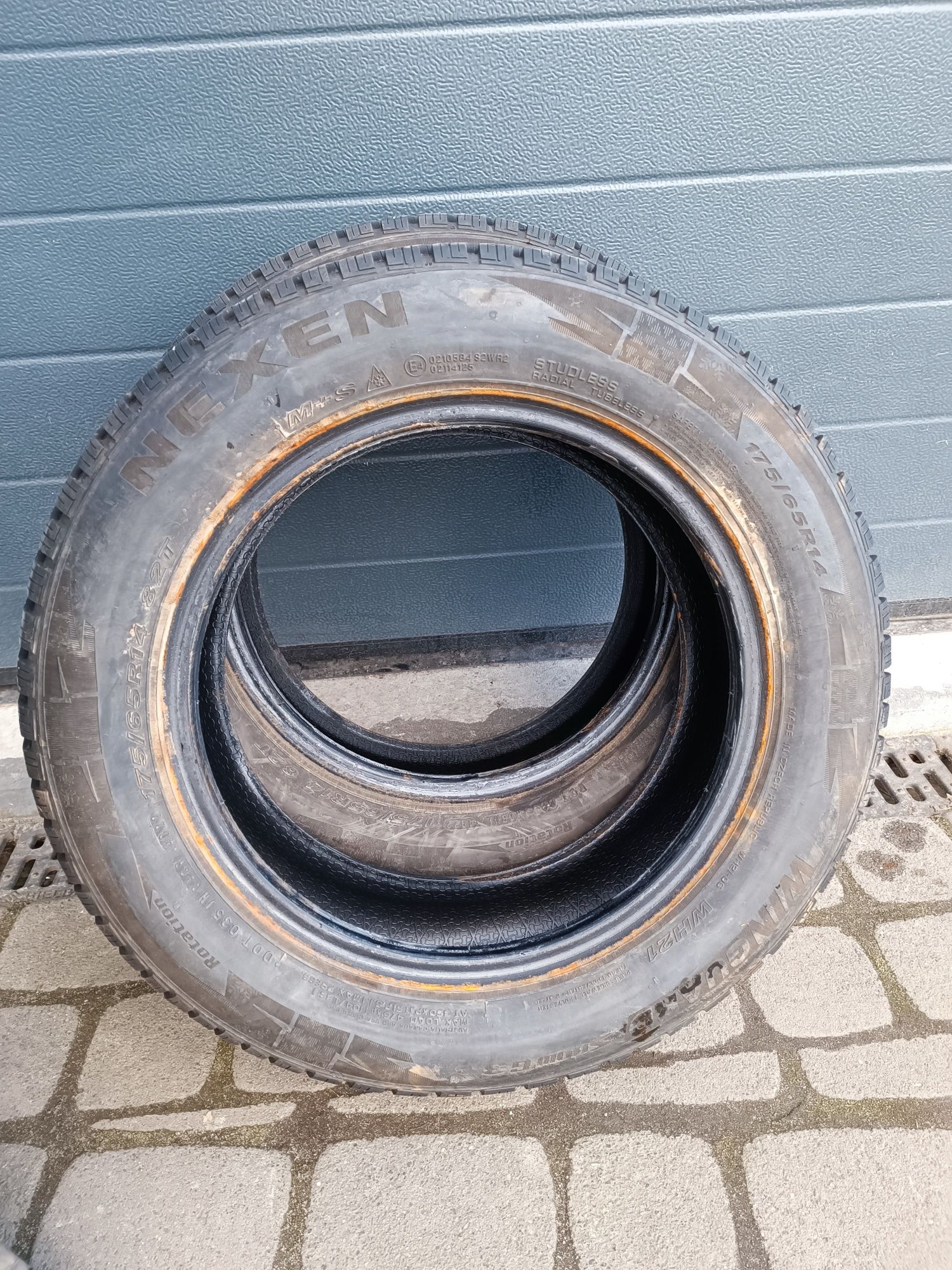 2x 175/65 R14 Nexen winguard zimowe