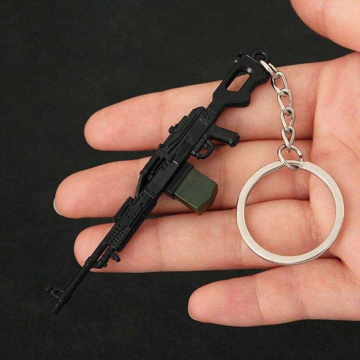 Деталізовані металеві брелки