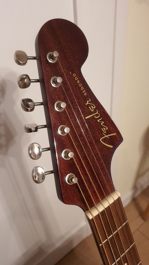 Gitara elektroakustyczna fender redondo jak nowa