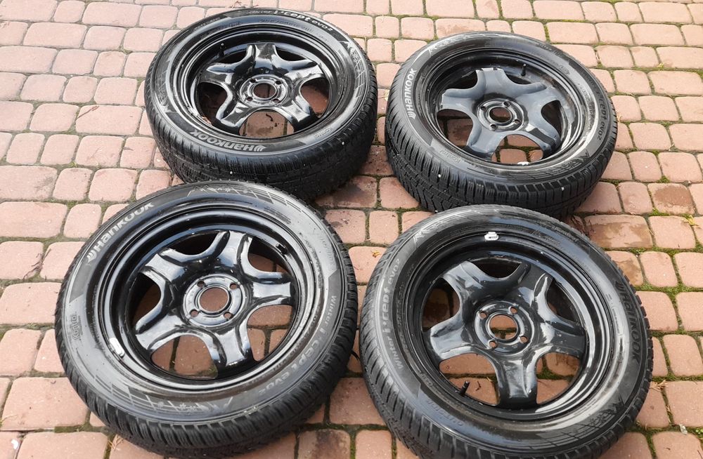 Koła opony+felgi strukturalne 205/55/16 Dacia