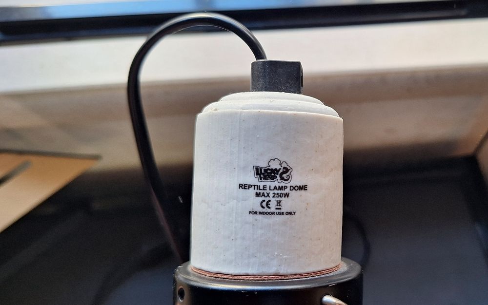 Aquário com equipamento