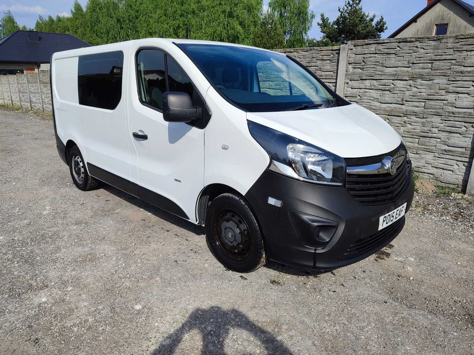 OPEL Vivaro  2015 Rok 1.6 Diesel  Anglik klima