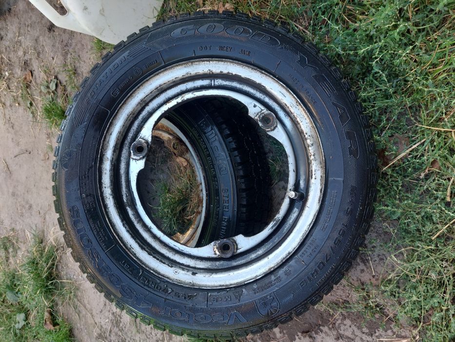 Продам колеса в сборе на  заз  таврию/славуту (диски, резина)