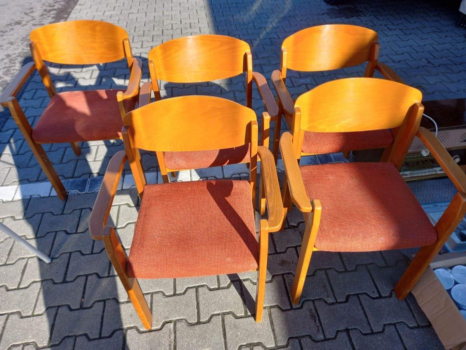 Krzesła 5 sztuk drewniane